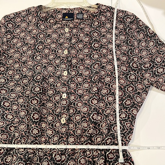 LizSport - L, polyester vintage romper, patterned/floral - Picture 8 of 10